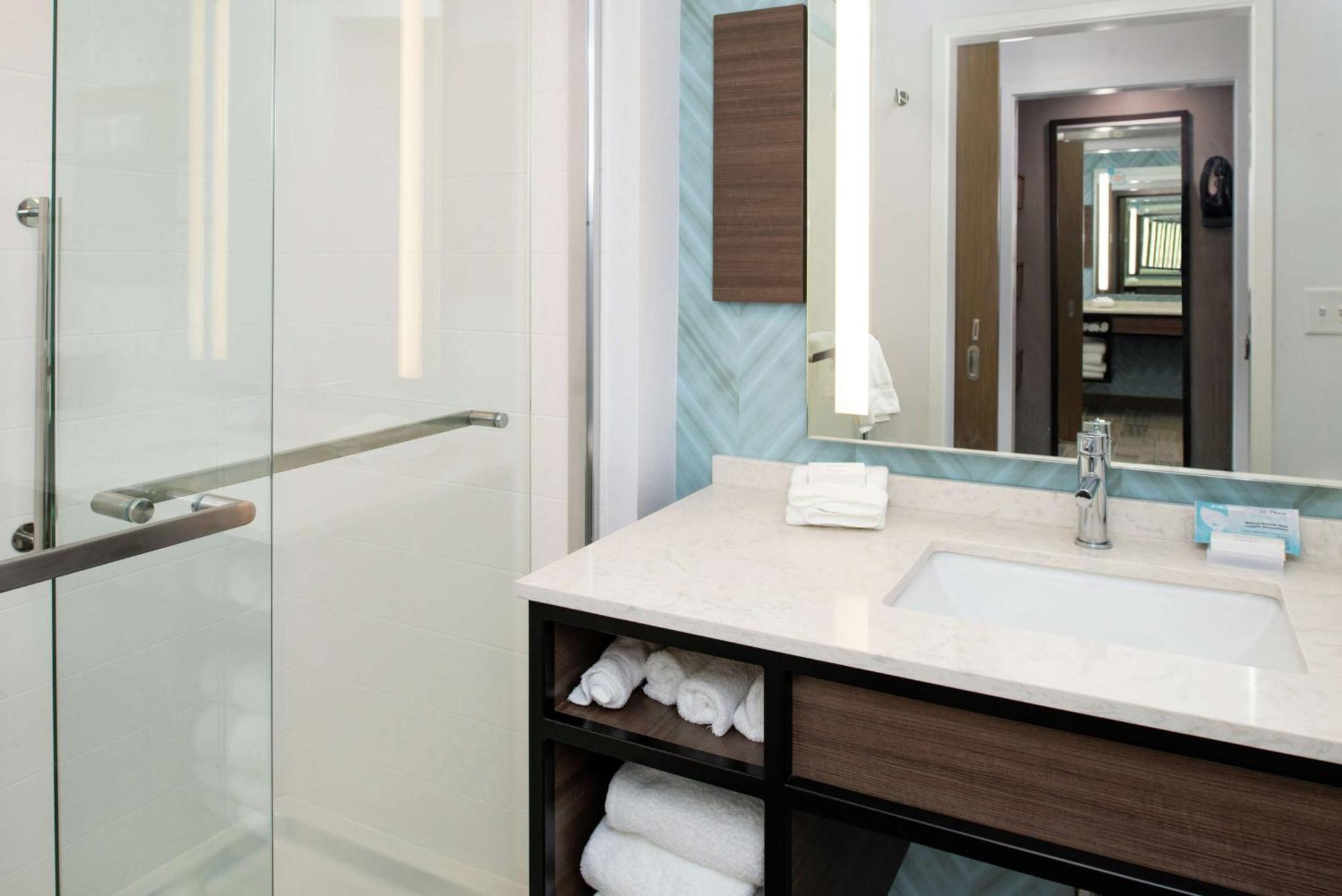 Hilton Garden Inn Gallatin Eksteriør billede